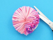 making pom poms tissue box 05