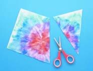 diy bunting tie dye bunting 04