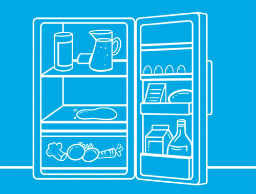 Pe un fundal albastru, mâini conturate în alb curăță resturi de mâncare din frigider folosind apoi un spray de curățare.
