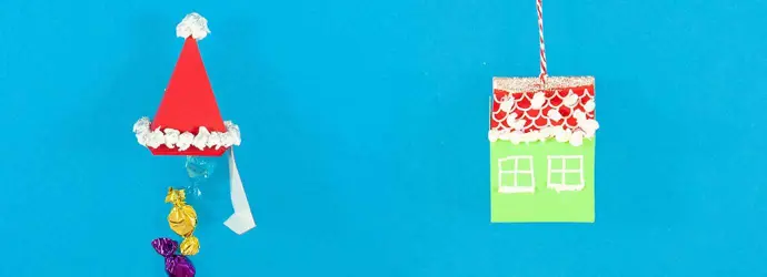 Ideen fürs Verpacken von Weihnachtsgeschenken aus Karton und Taschentüchern in Form von Weihnachtsmütze und geschmücktem Haus