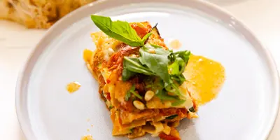 Vegetarische Zucchini-Lasagne mit Büffelmozzarella