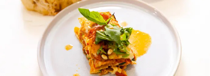 Vegetarische Zucchini-Lasagne mit Büffelmozzarella