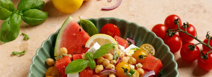 Wassermelonen-Tomaten-Salat