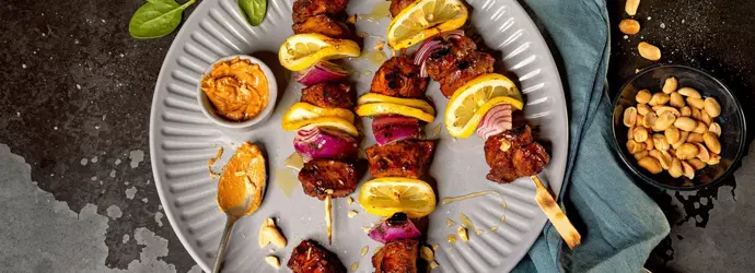 Citromos csirke-satay recept: ízletes nyári harapnivaló