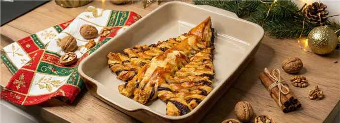 Brad din foietaj cu cremă de fistic